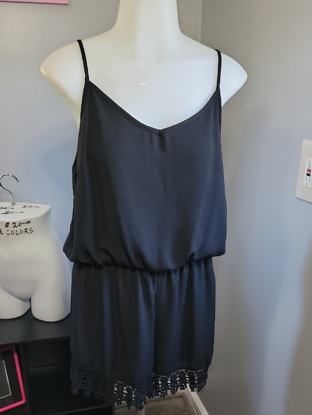 Black Lightweight Romper Crochet Lace Shorts Trim Size L